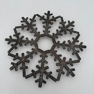Vintage Snowflake Trivet 9" Silverplate Holloware by Leonard